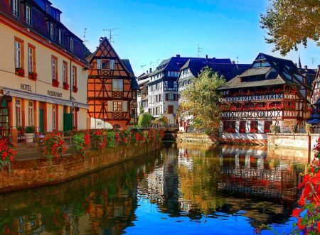 Découvrez Strasbourg, sa célèbre Cathédrale et son quartier de la « Petite France »